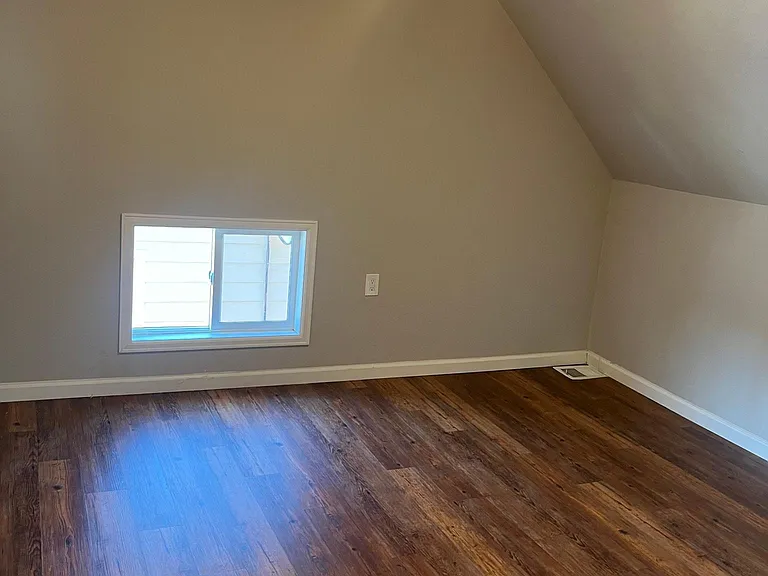 1543 Havana St — Photo 11