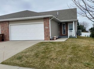 8345 S 85th St, Lincoln, NE 68526