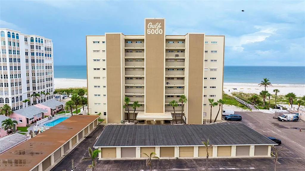 2 bed, 2.0 bath, 1420 sqft, $3,500 — Photo 1