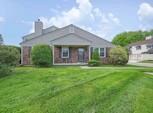 44204 Providence Dr, Clinton Township, MI 48038