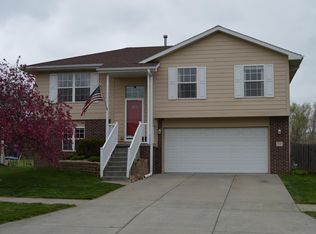 1214 14th Ave, Council Bluffs, IA 51501
