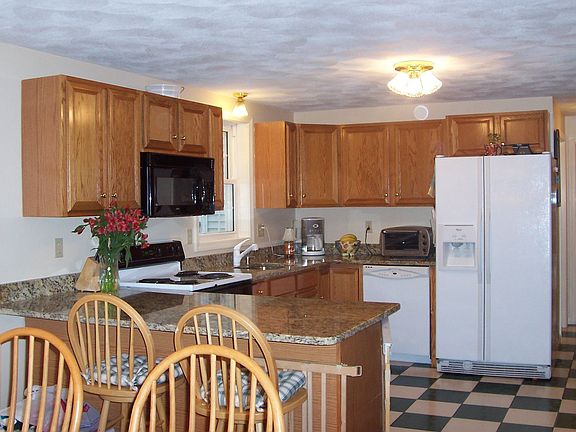 HUGE Granite Kitchen