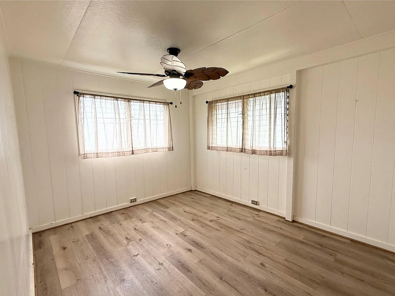 87-1698 Farrington Highway - J1 — Photo 4