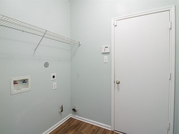 3rd image of 11418 Northam Dr