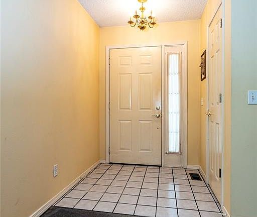 5th image of 2 Melling Cir