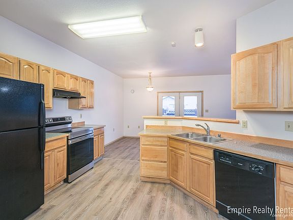 3rd image of 1524 28th Ave APT C