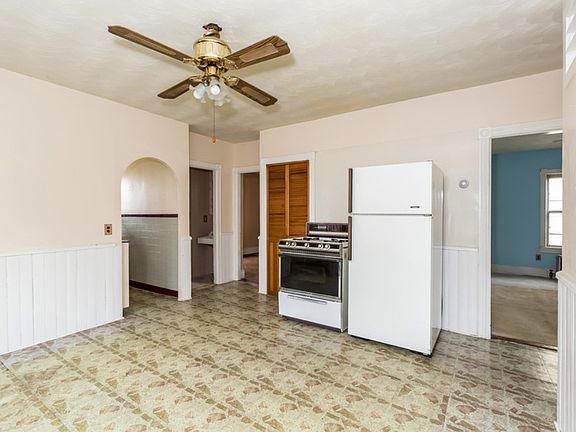 4th image of 411 Glenwood Ave