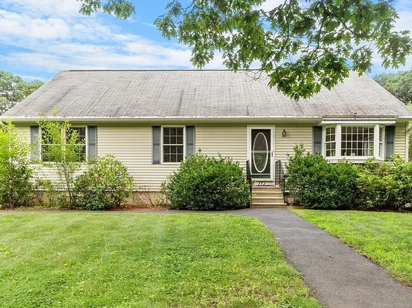 112 Concord Rd, Billerica, MA 01821