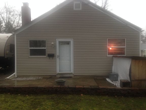 4th image of 1632 Truro Ave