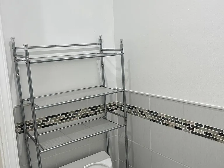 3306 Hudson Ave #2 — Photo 3