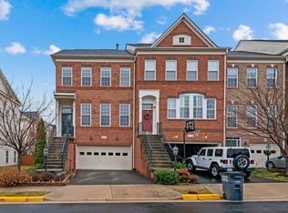 22066 Dilworth Sq, Ashburn, VA 20148