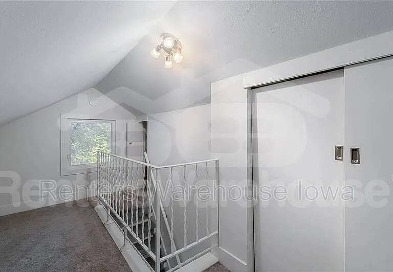 737 28th St — Photo 29