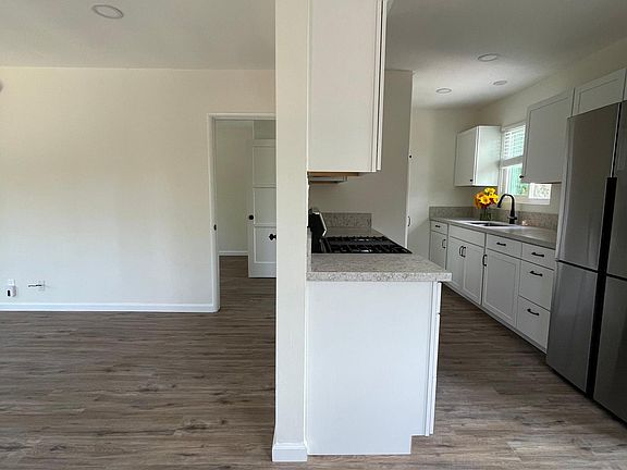 2nd image of 3316 1/2 Perlita Ave