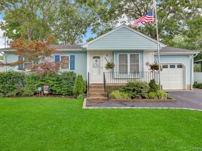 258 Floyd Road, Shirley, NY, 11967
