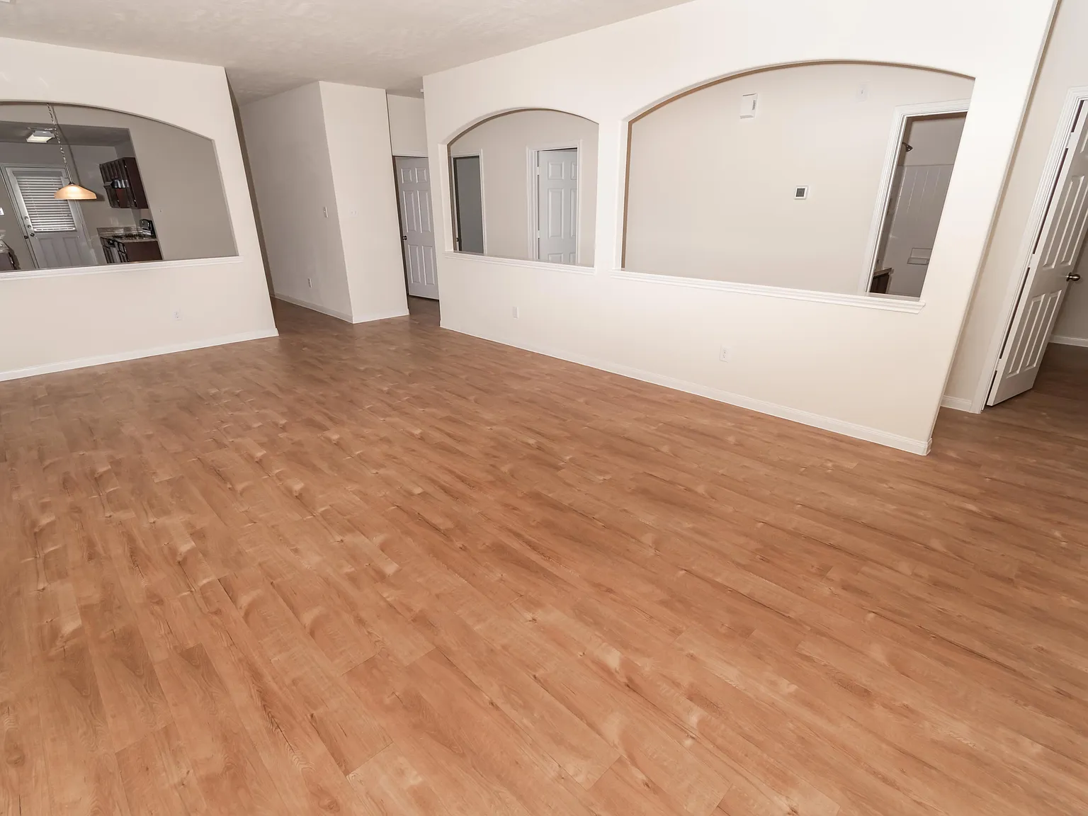 Southview Villas — Photo 1