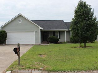 108 Manteo Dr, Raeford, NC 28376