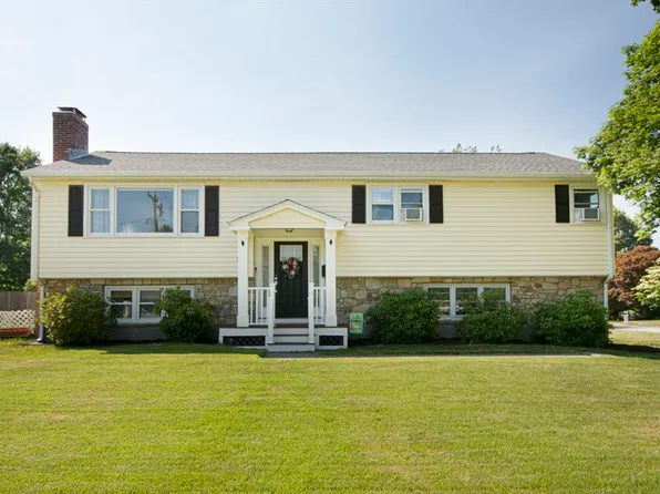 219 Prospect St, Shrewsbury, MA 01545
