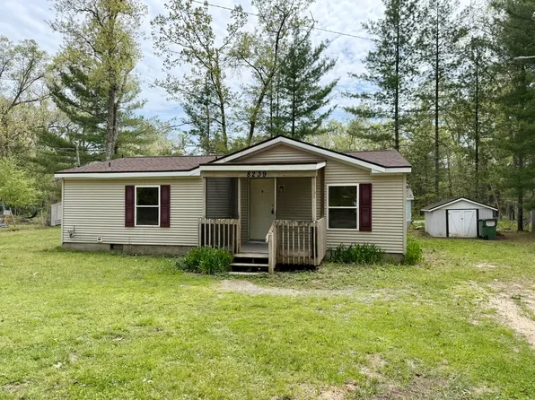 8239 W Hemlock Ave, Baldwin, MI 49304