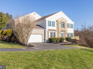 525 Windy Hill Ln, West Chester, PA 19382