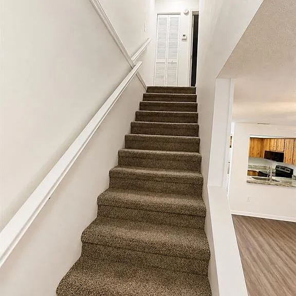 1417 NE 17th Ave — Photo 6