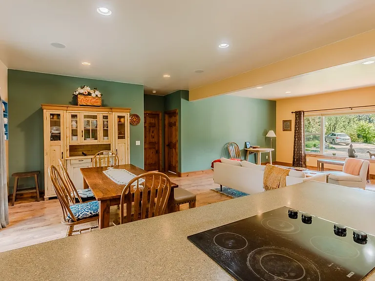 1311 Westridge Ct — Photo 15