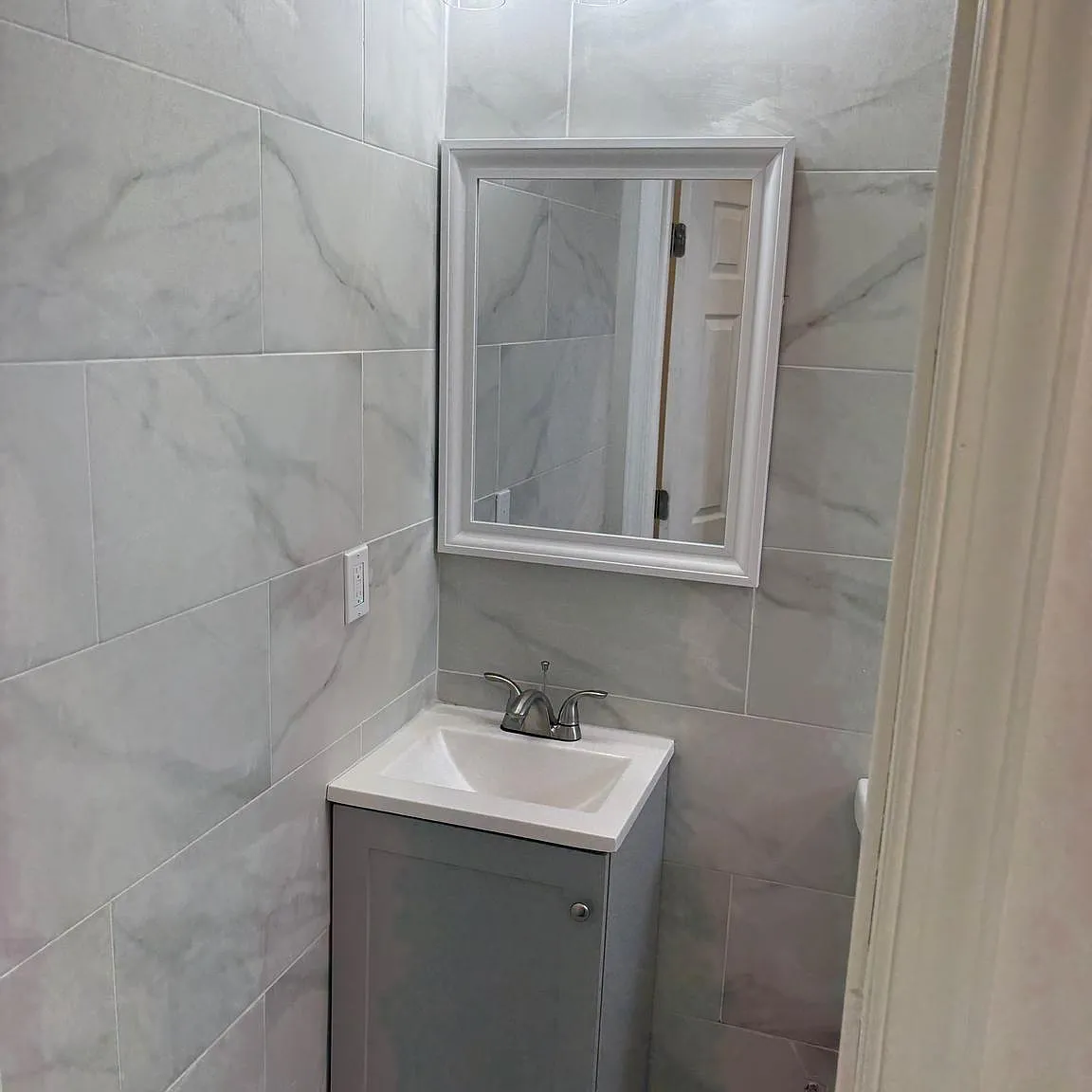 1 bed, 2456 sqft, $1,250 — Photo 3