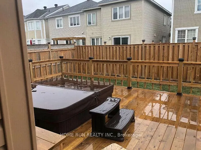 126 Switch Grass Cres — Photo 26