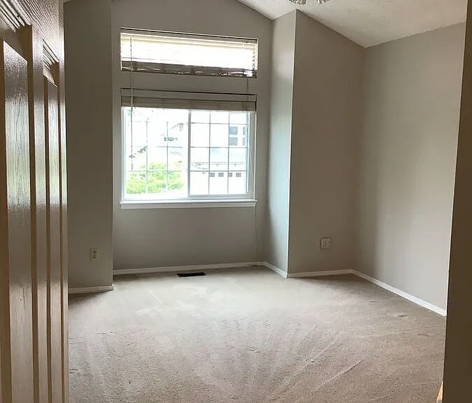 11513 Wray Ct — Photo 5
