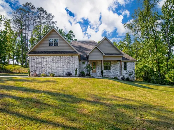 3021 Navajo Way, Benton, AR 72019