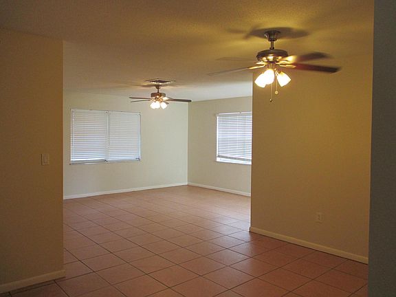2nd image of 1018 Jamaica Av Avenue