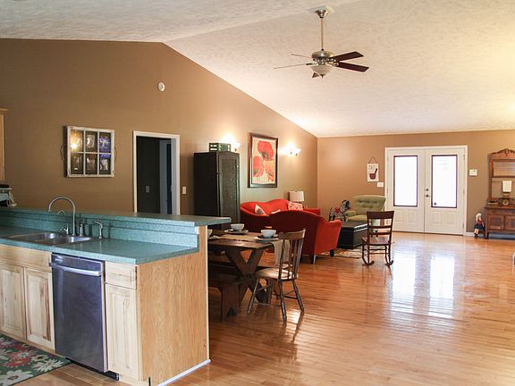 5th image of 67 Woodland Drive