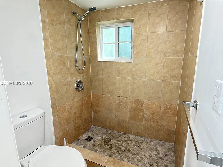 403 SW 148th Ave #3B — Photo 24