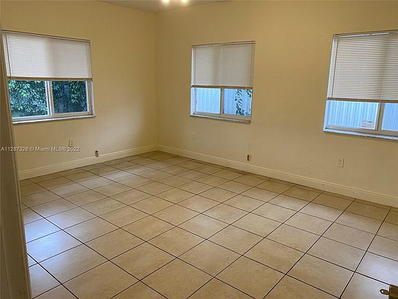 4th image of 1920 NW 1st Ter #0