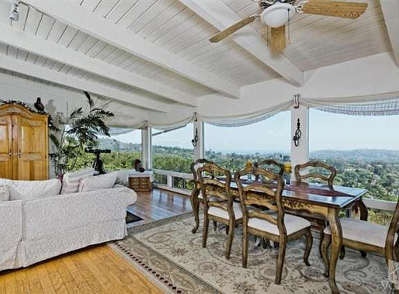 4th image of 2997 Kenmore Pl