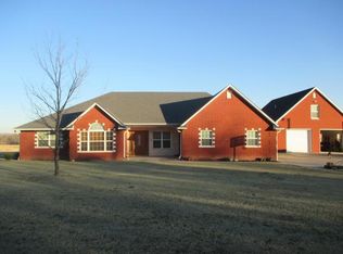 1525 S Brewer Rd, Savanna, OK 74501