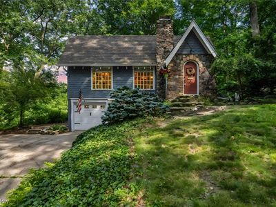 468 Palisades Dr, Akron, OH, 44303