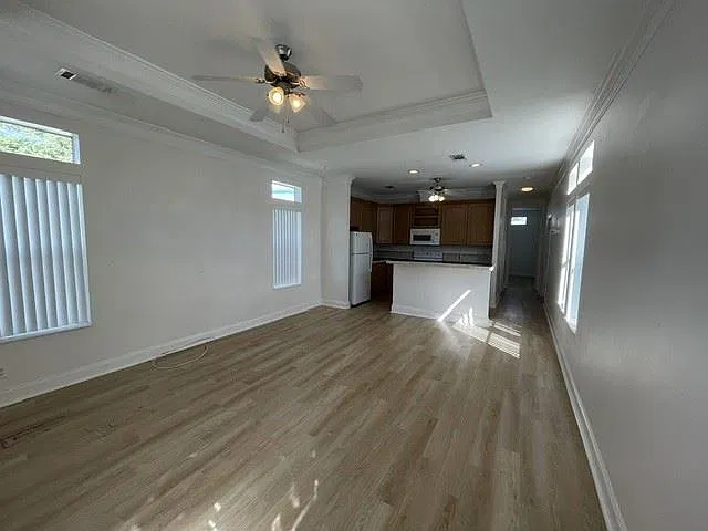 1 bed, 1.0 bath, 840 sqft, $1,499 — Photo 2