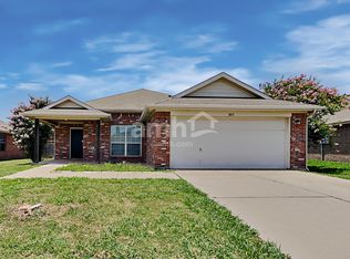 3013 Lake Side Dr, Sanger, TX 76266