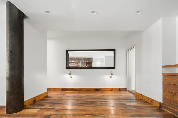 Rented by Compass | media 36