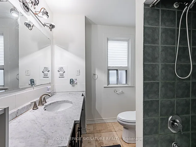 573 Coxwell Ave — Photo 15