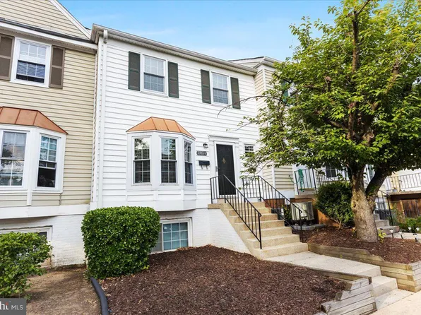 1404 Mara Vista Ct, Crofton, MD 21114