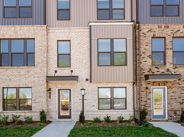 10142 All Star Blvd, Glen Allen, VA 23059
