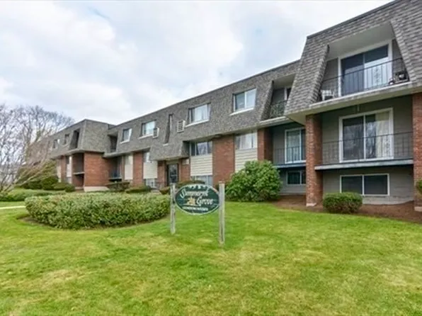 84 Summer Ave APT 5, Stoughton, MA 02072