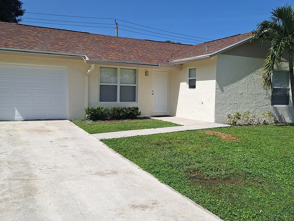 135 Village Cir