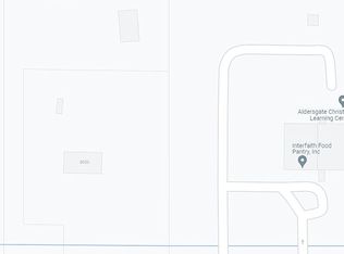 9121 94th Ave, Seminole, FL 33777