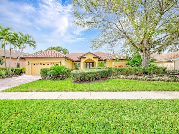 8862 Lely Island CIR, NAPLES, FL 34113