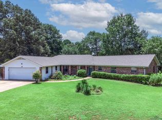 140 Dennard St, Longview, TX 75605