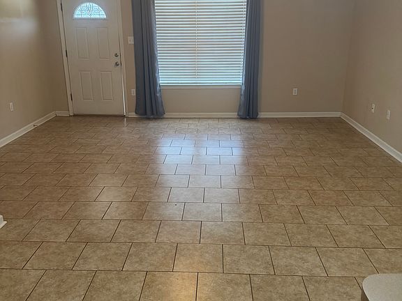 3rd image of 12029 Marilyn Ln #A