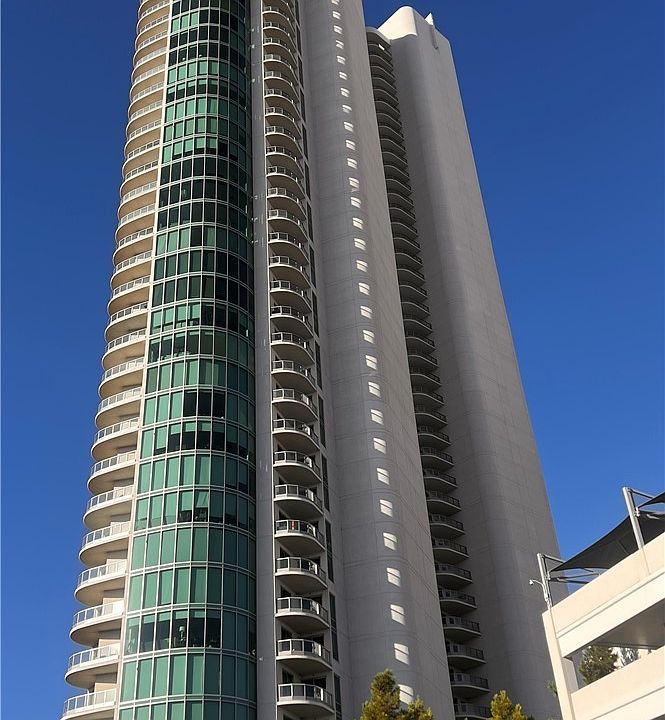 1st image of 322 Karen Ave Unit 2806