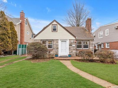 186 Euston Road, Garden City South, NY, 11530